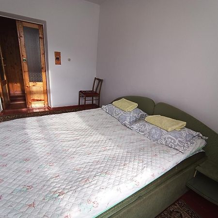 Bokonbayevo Meerim Guest House מראה חיצוני תמונה