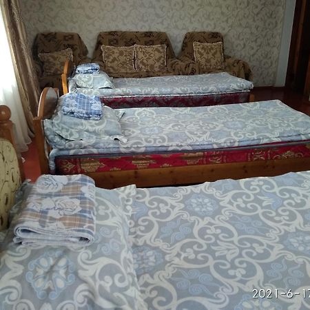 Bokonbayevo Meerim Guest House חדר תמונה
