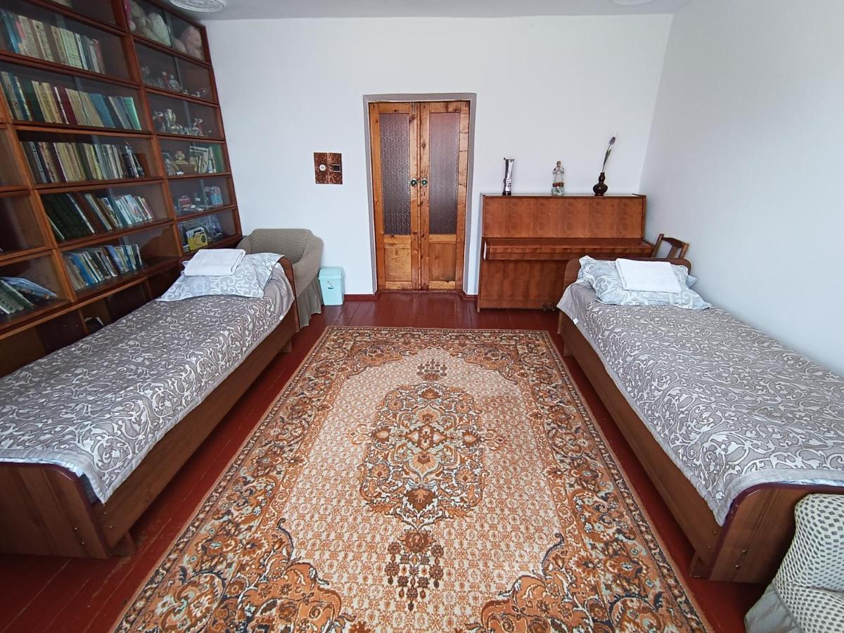 Bokonbayevo Meerim Guest House מראה חיצוני תמונה