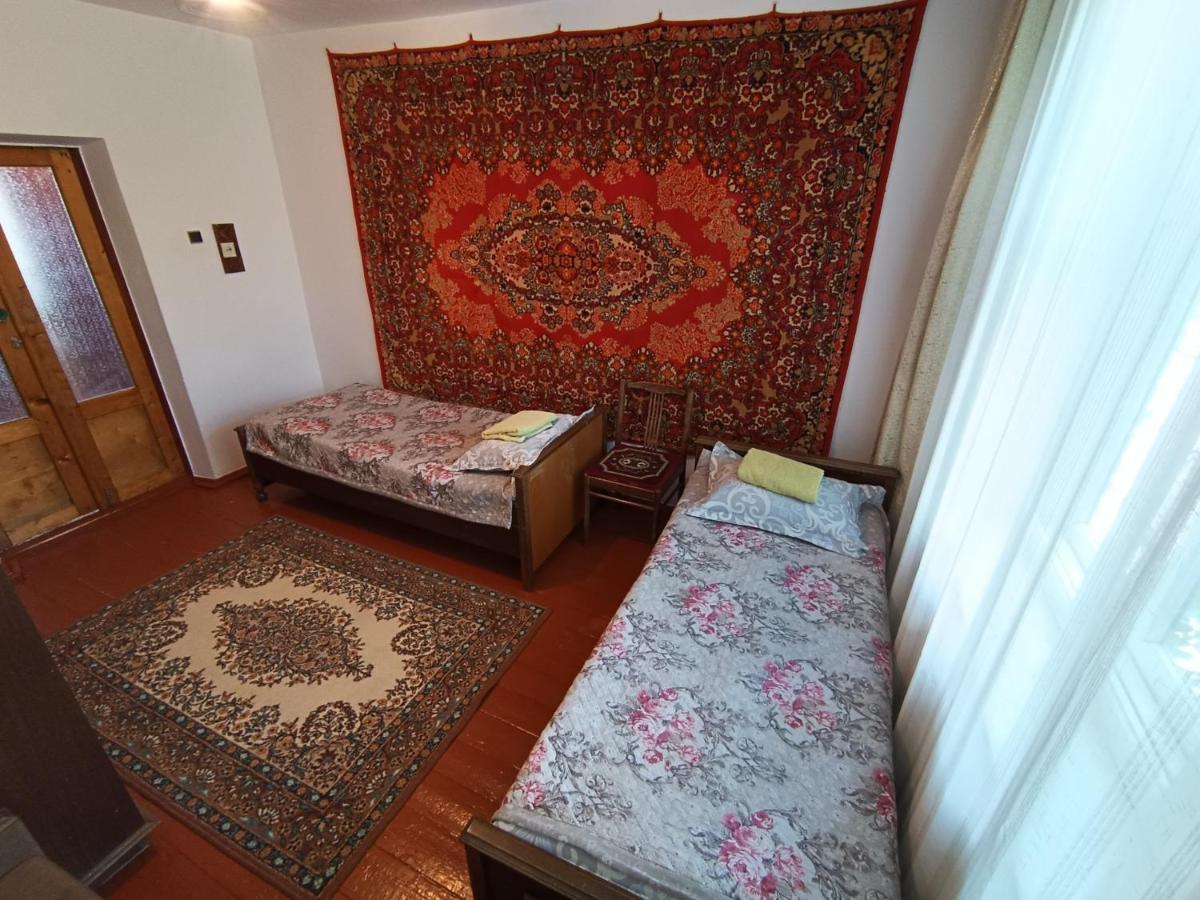 Bokonbayevo Meerim Guest House מראה חיצוני תמונה