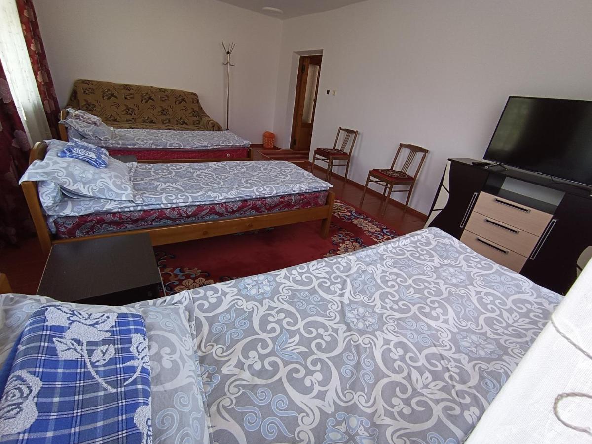 Bokonbayevo Meerim Guest House מראה חיצוני תמונה