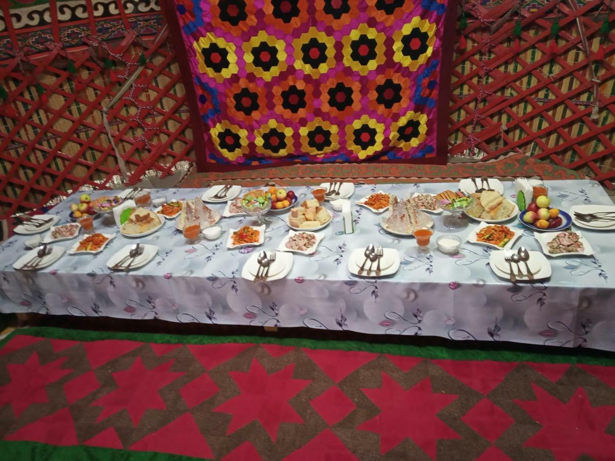 Bokonbayevo Meerim Guest House מראה חיצוני תמונה
